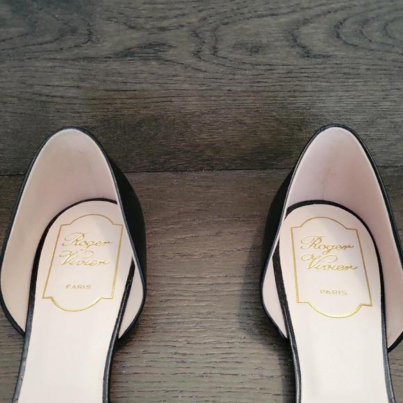 Roger Vivier black leather flats with bling bling buckle - Picture 6 of 9